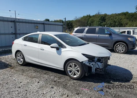 2019 Chevrolet Cruze Lt z USA, uszkodzony, nr VIN 1G1BE5SM7K7120856